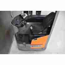 Carrello Elevatore Retrattile STILL - FM-X 17 q.li